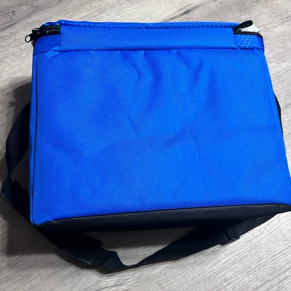 Blue Budlight Cooler Bag - Picture 3 of 6
